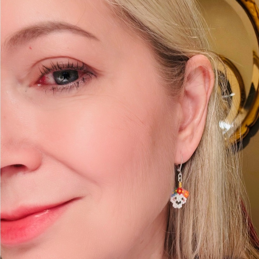 Handcrafted beaded Dia de Los Muertos leverback earrings Miyuki Delica beads - Picture 5 of 5